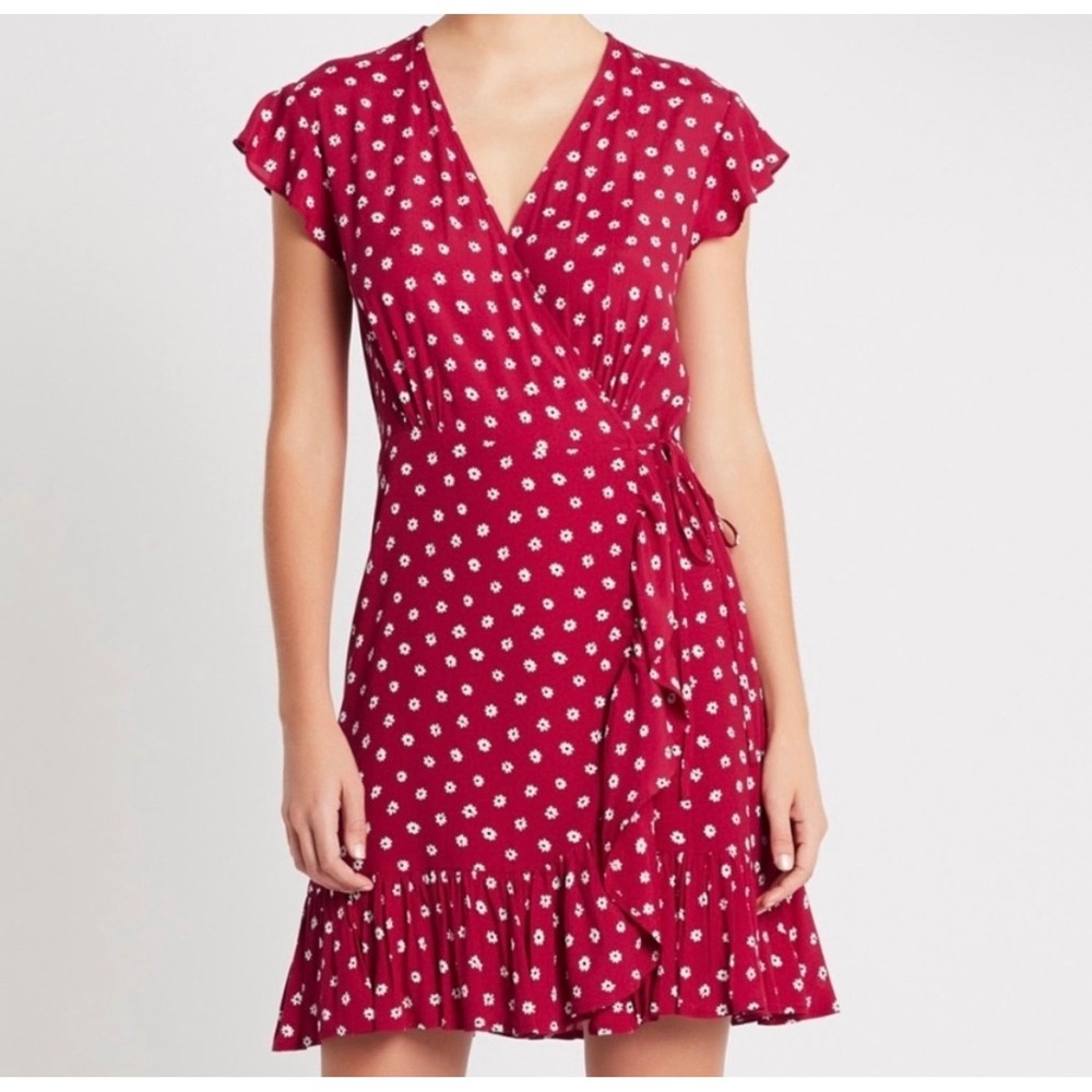 Rails Koreen Wildflower Floral Wrap Dress Small‎ Red White Rayon Ruffle Lined